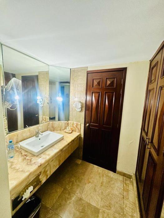 Hotel Real De Don Juan تيبيك المظهر الخارجي الصورة